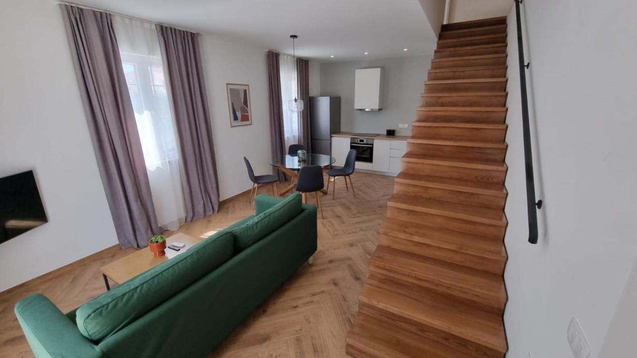 Noel 1 Apartment *